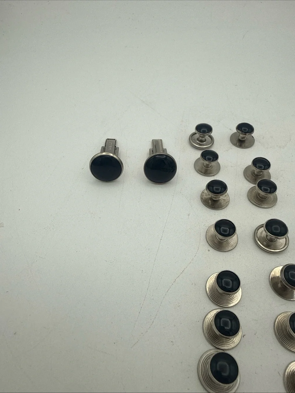 Men's Black /Silvertone Tuxedo suit 16 Button Studs & 2 Cuff Links Wedding Groom